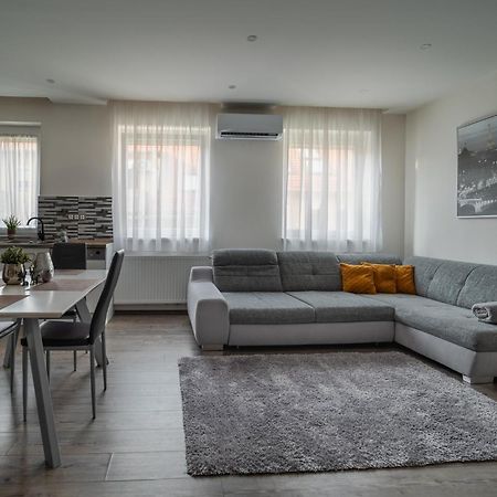 Geri Imadnivalo Lakas Zalaegerszeg Belvarosaban Exterior foto